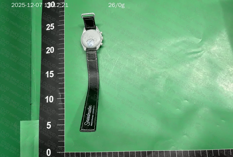 Omega Moonswatch 2