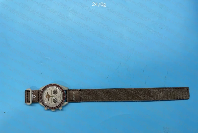 Omega Moonswatch Saturno 2