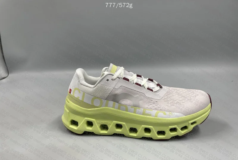 ON CLOUDMONSTER 8