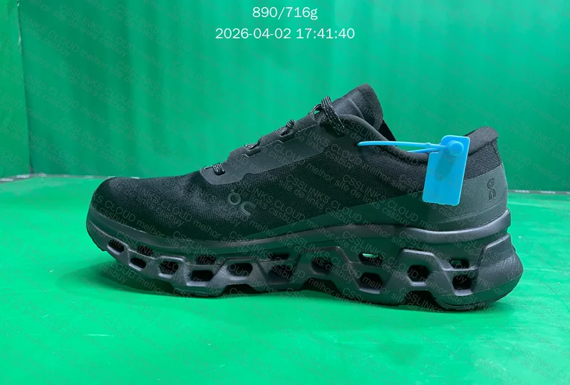 On Cloudmonster 3 Preto