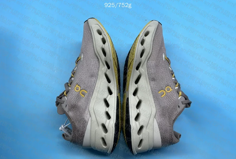 On Cloudsurfer Max 4