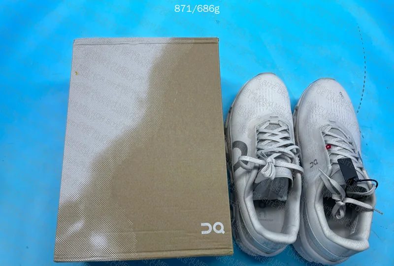 ON GX batch / 200 Y / Size 44 EUR / 871 - 686g 9