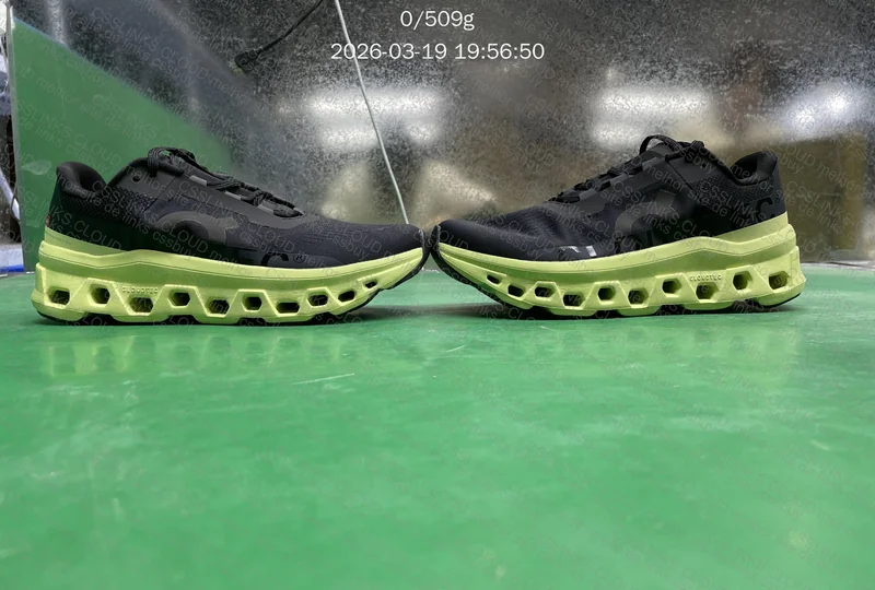 On Runnig - Cloudmonster 1