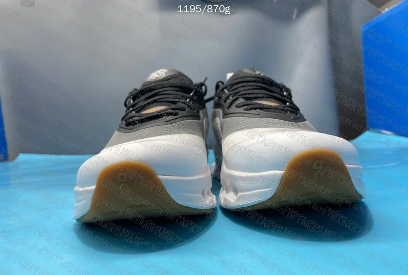 On x Loewe Yolo 4