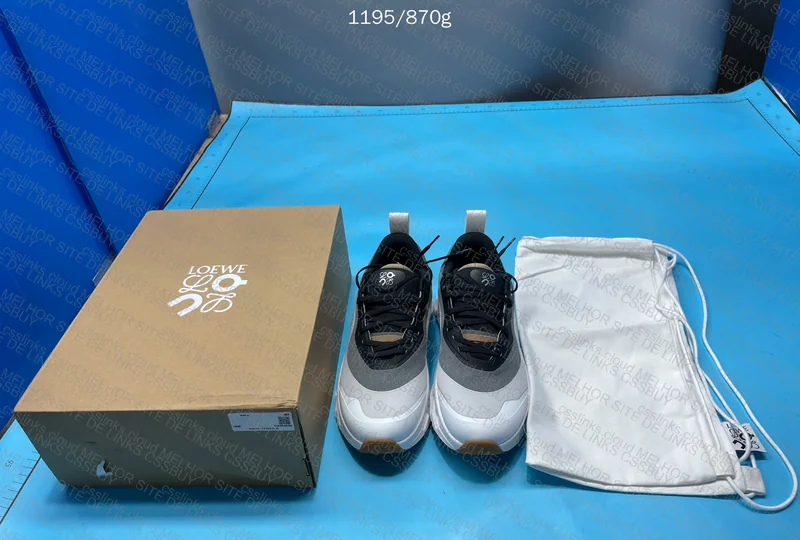 On x Loewe Yolo 7