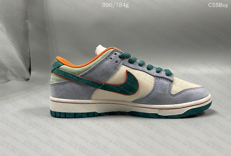 Otomo Katsuhiro x Nike SB Dunk Low Steamboy