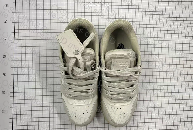 Out Of Office Off white 2