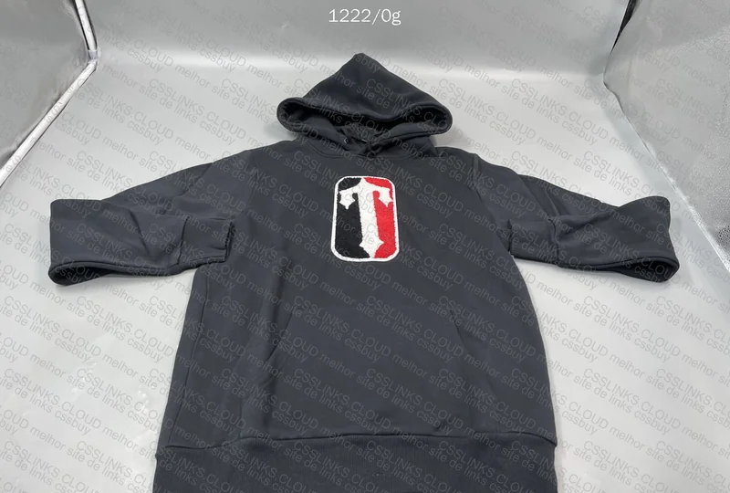 outro tracksuit goat 2