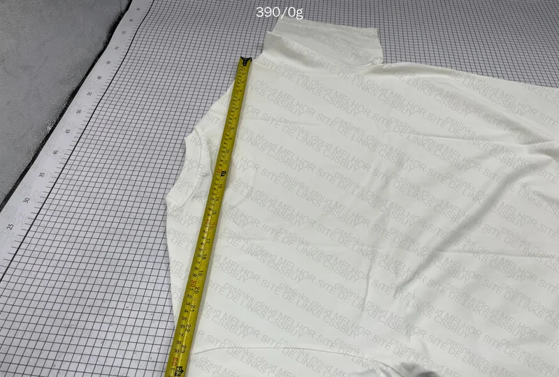 Oversized Basic White 4