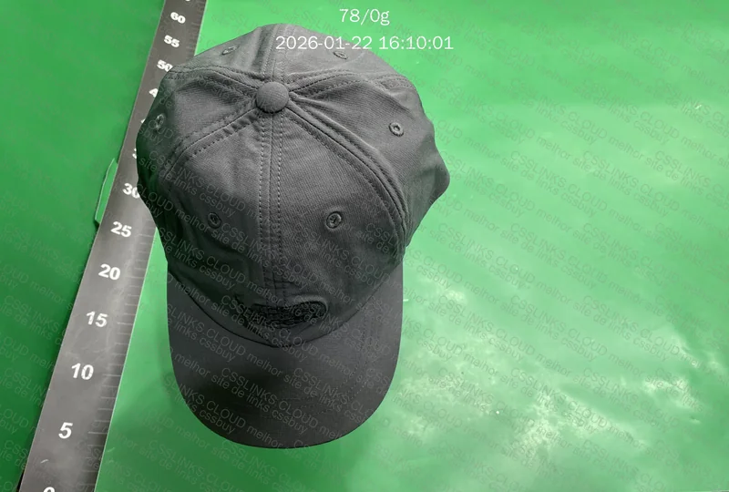 Pacotão de bones The North Face x Supreme 3