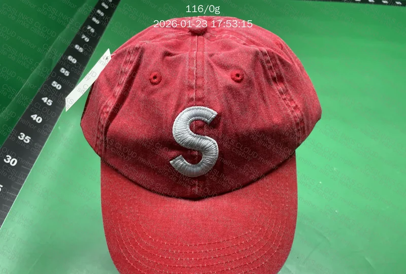 Pacotão de bones The North Face x Supreme 7