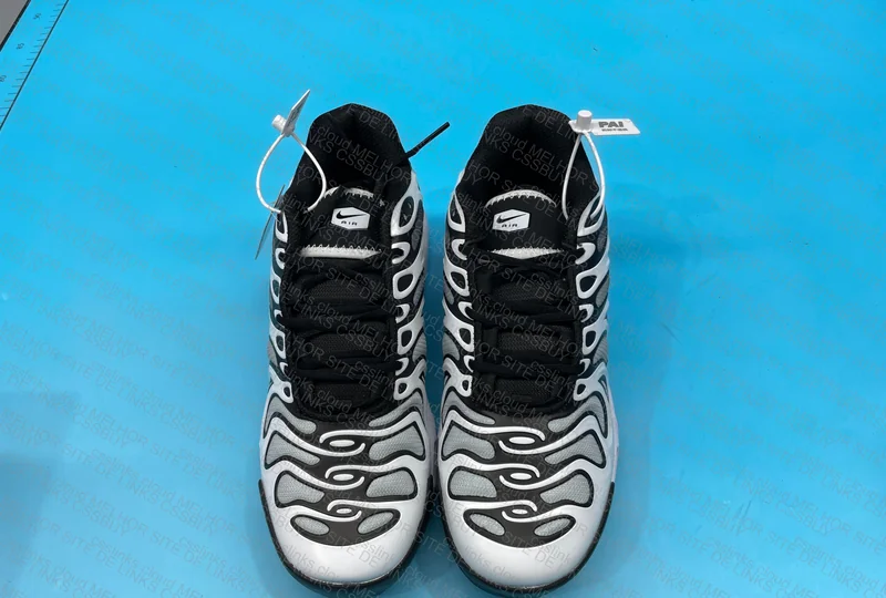 PAI | Air Max TN Drift Ying Yang