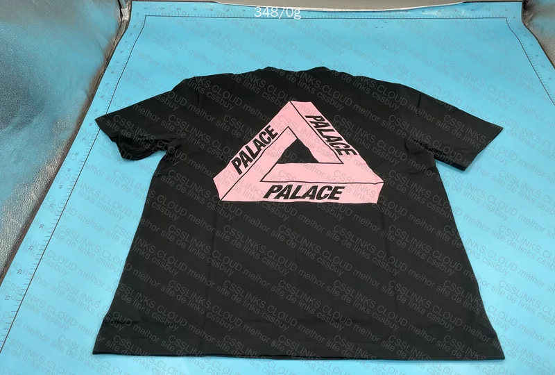 Palace 37° Edition 3