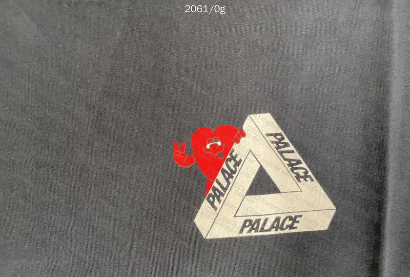 Palace Heart - Black 3