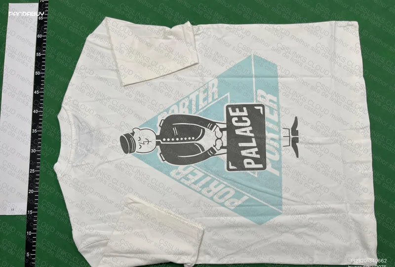 Palace T-shirt 3