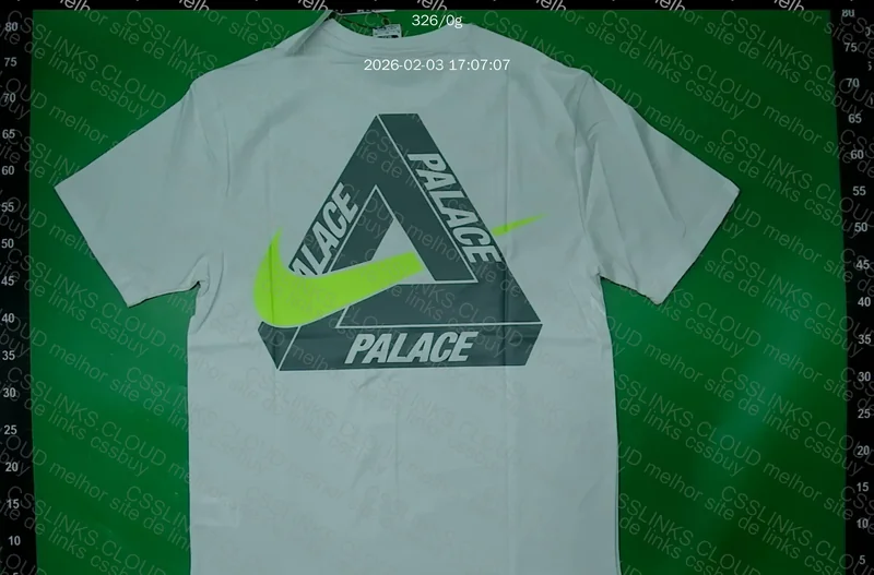 PALACE x NIKE 7