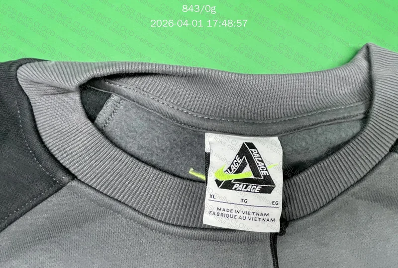 Palace x Nike Total 90 - Moletom Careca 4