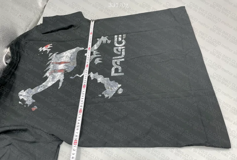 Palace x Oakley 2