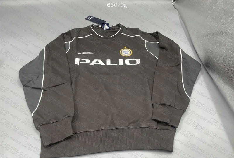 palace x umbro sweatshirt 3