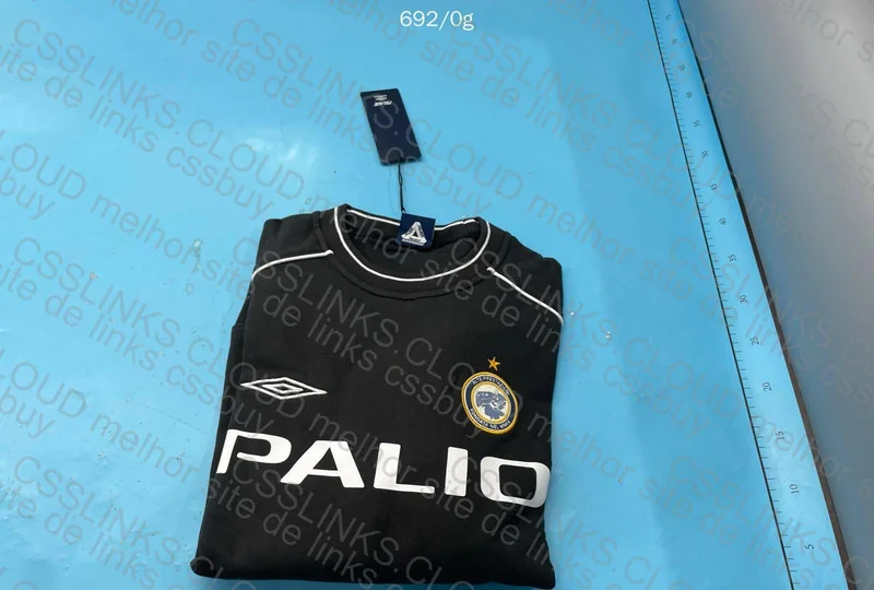 Palace×Umbro Sweatshirt (sorteio)