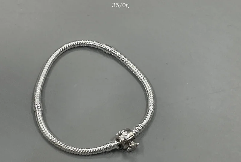 Pandora margarida