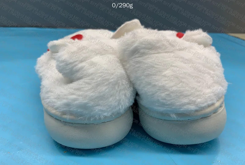Hello Kitty Slippers 3