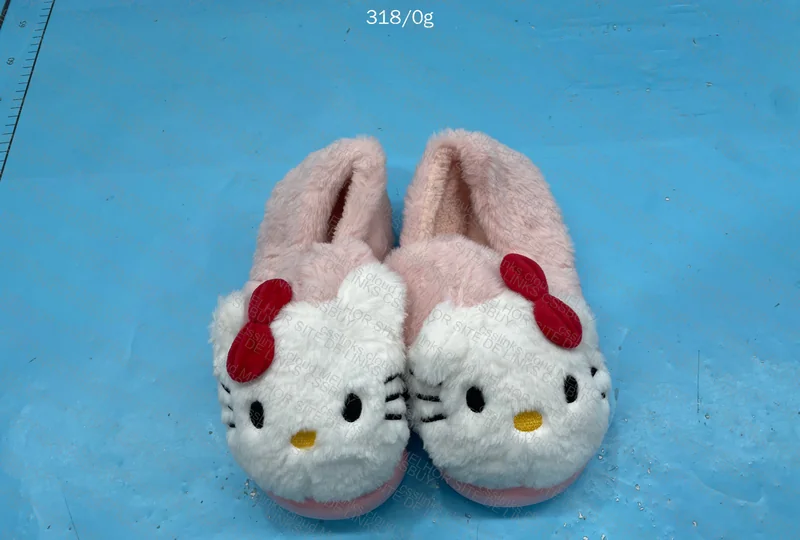 Hello Kitty Slippers 2