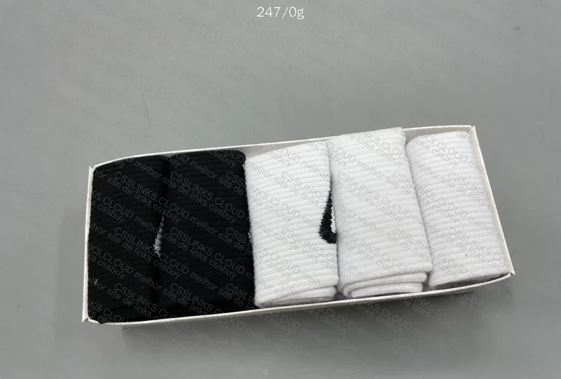 Set of 5 Nike Socks 2