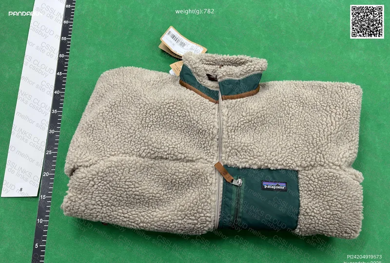 patagonia fleece jacket 4