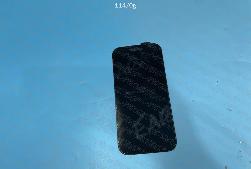360 Privacy Screen Protector for iPhone 16 Pro 4