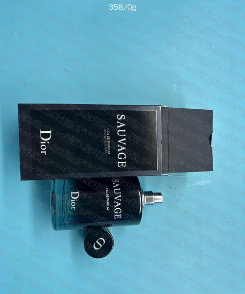 Sauvage Perfume 2