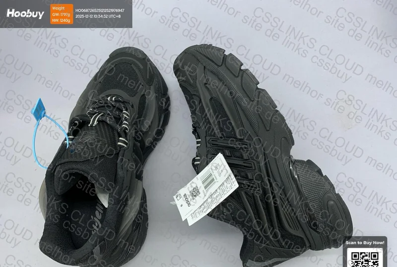Pharrell Williams x Virginia x adidas Adistar Jellyfish Triple Black 3