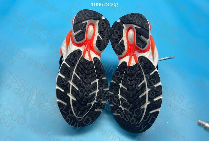 Pharrell x AD Adistar Jellyfish Laranja JP9261 3