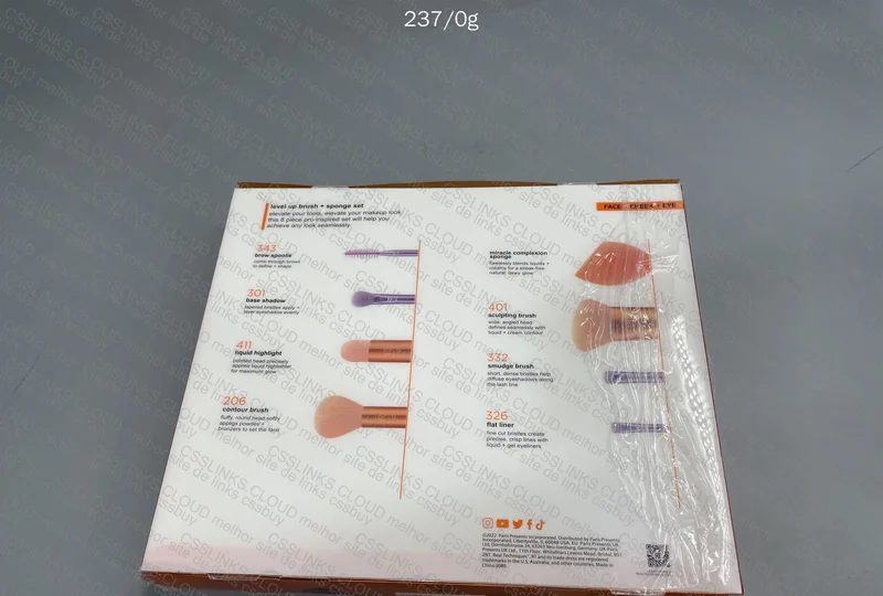 Real Techniques Brushes 3