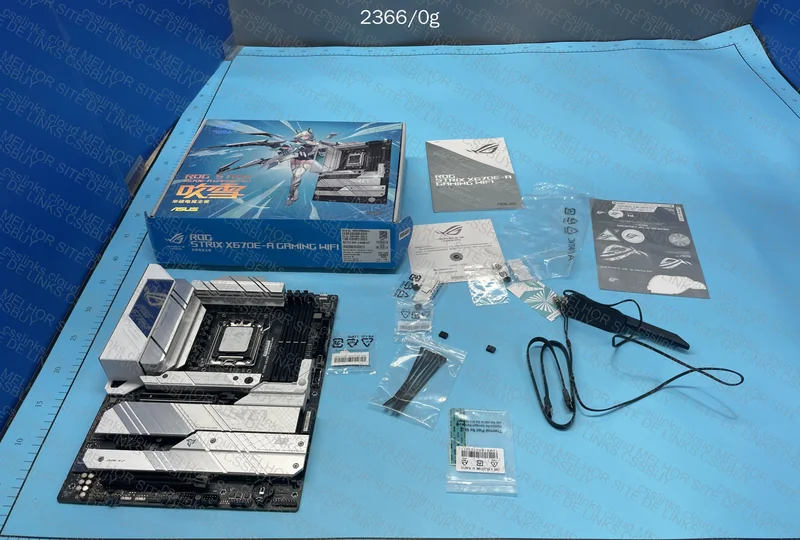 Asus ROG STRIX X670E-A Snowstorm Motherboard
