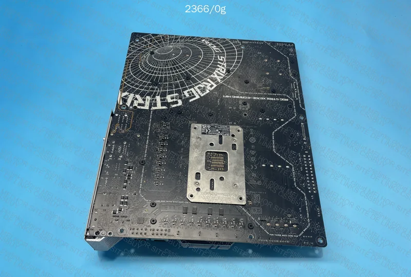 Asus ROG STRIX X670E-A Snowstorm Motherboard 5