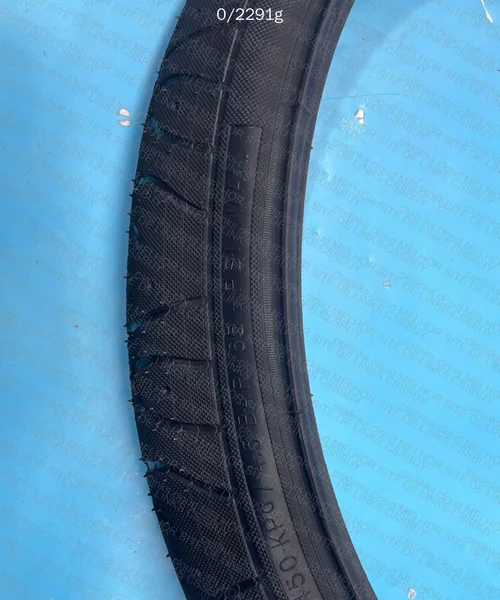 Pneu Maxxis hook worm 2