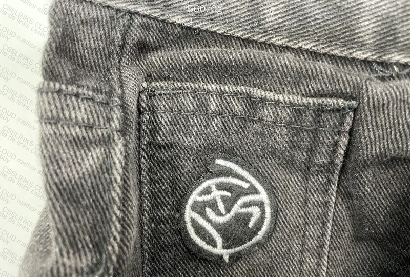Polar jeans 3