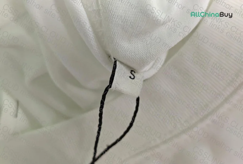 Please help QC AMI T-shirt 3