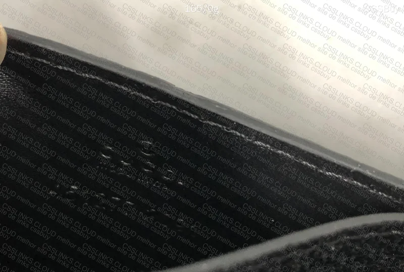 Gucci Card Holder 4