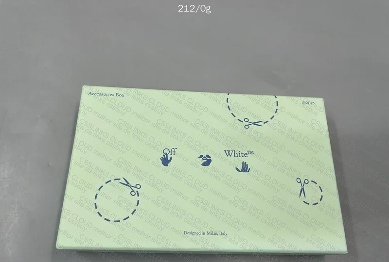 Card Holder - Off-White 2