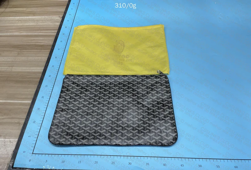 Pouch sien goyard