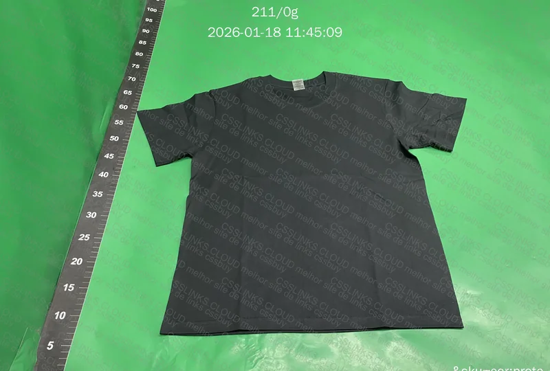 Prada Downtown, Camisas Básicas e Polo Básica 10