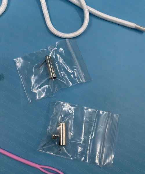Pants Clip with Cord 4