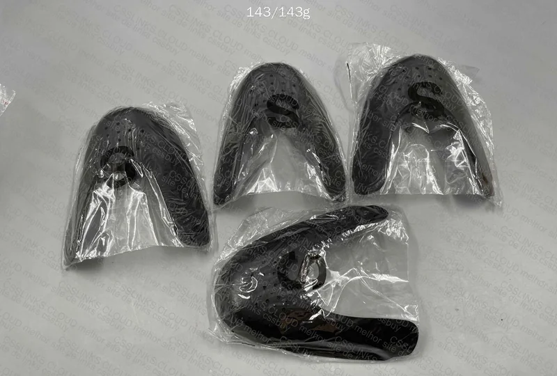 Shoe Protection 2