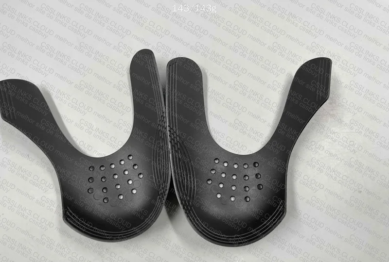 Shoe Protection 3