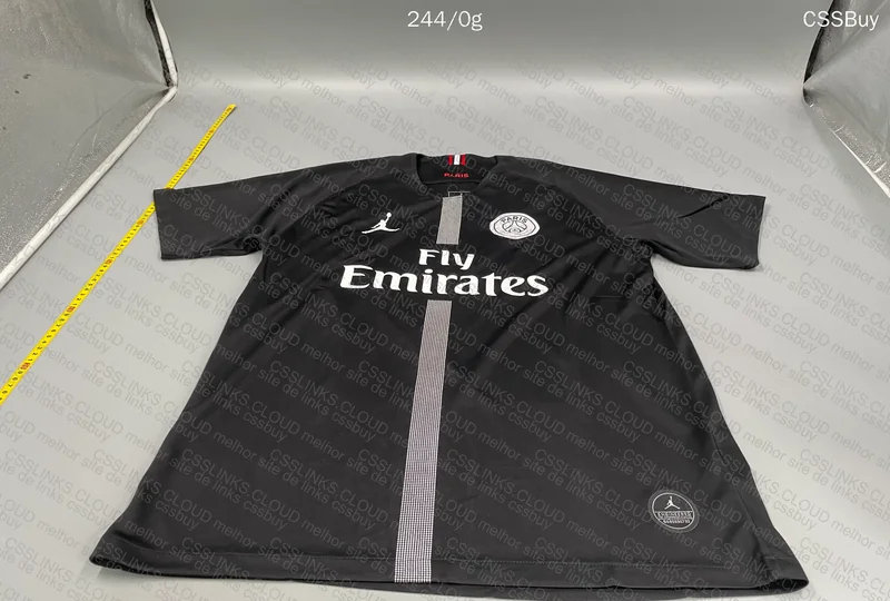 PSG x Jordan (Kit III 18/19) 2