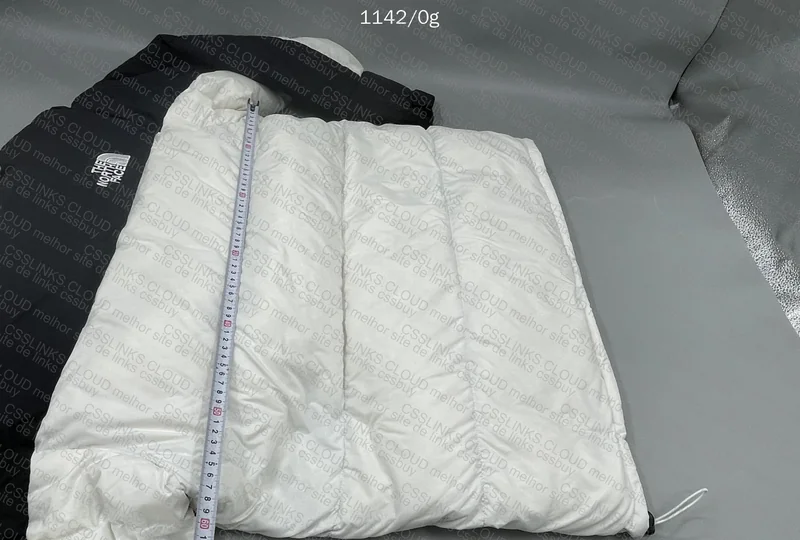 TNF 550 Puffer from WWTop with Measurements 9