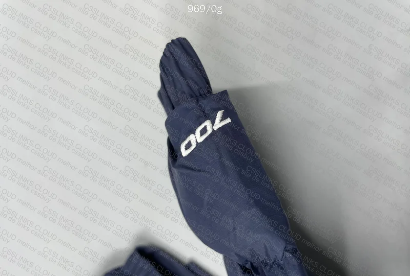 TNF 700 Puffer - with Measurements 3