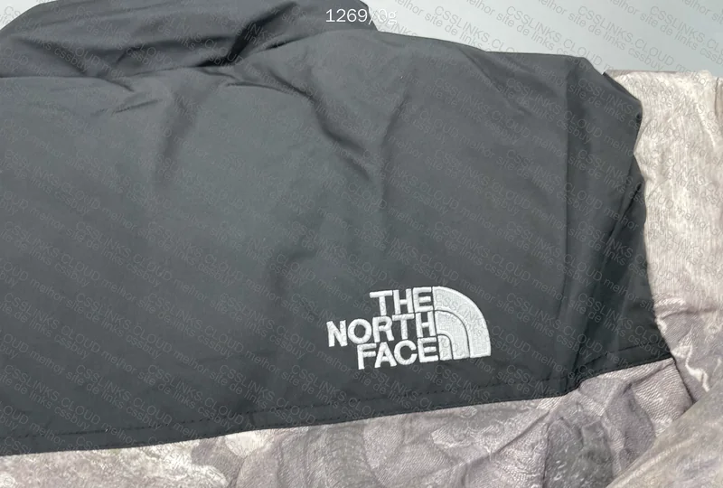 PUFFER TNF X SUPREME 3